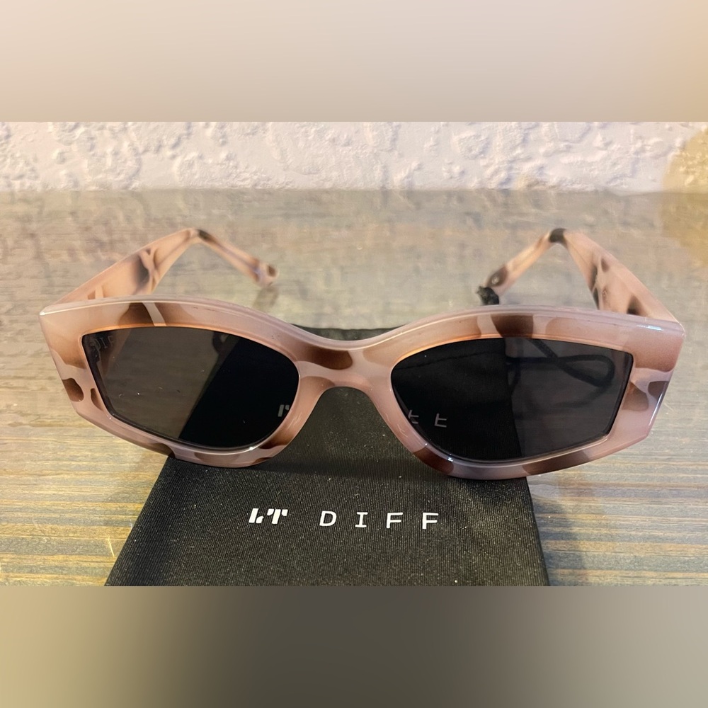 Diff 55mm Slim Sunglasses